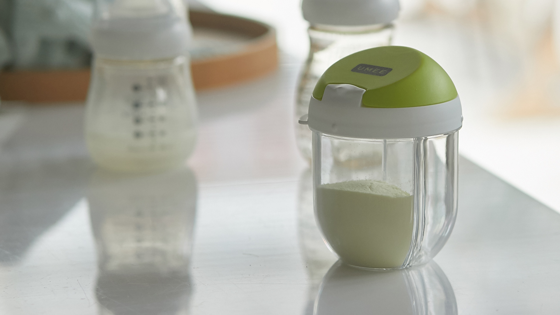 FORMULA DISPENSER Umee